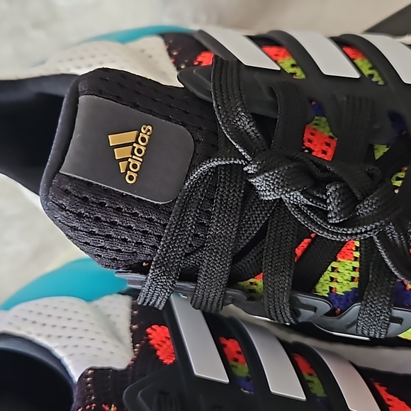 Adidas Ultraboost DNA Multicolor Running Shoe - Size 5 - Picture 7 of 11